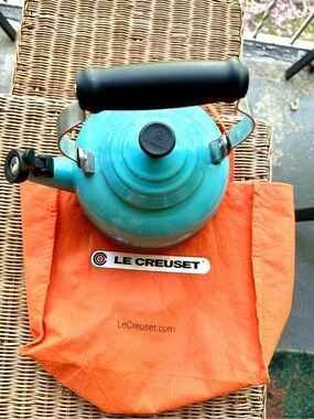 Le Creuset Turquoise Enamel Stovetop Whistling Kettle with Black Handle